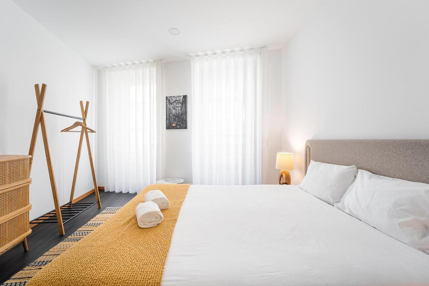 Pensión Guestready - Bright Duplex In Downtown